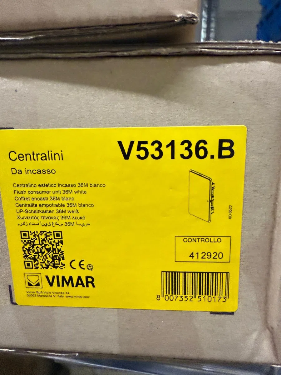 Centralino Estetico Incasso, 36 m, Bianco V53136.B + SCATOLA INCASSO V53336