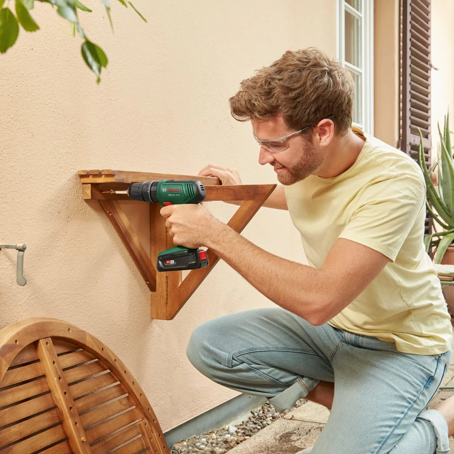 Bosch Trapano con percussione a batteria EasyImpact 18V-38 (1 batteria da 2,5 Ah; sistema 18 volt; in custodia per il trasporto)
