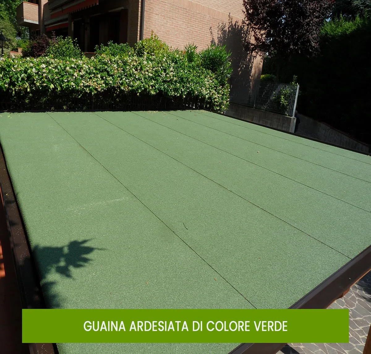 FUTURAZeta - Membrana Guaina Bituminosa AUTOADESIVA Ardesiata VERDE - Doppia Armatura Poliestere + cartuccia Adesiva Sigillante (5 Mq)