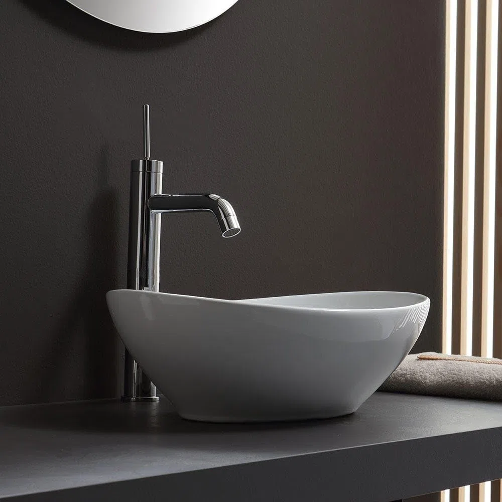 Kiamami Valentina - Lavabo In Appoggio Ovale In Ceramica Per Rubinetto A Muro